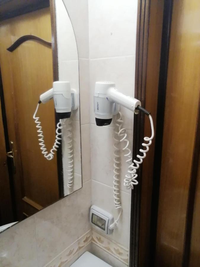 Hotel De Rossi Bari Esterno foto