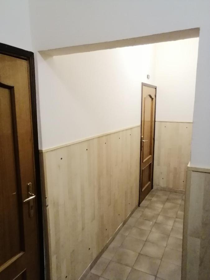Hotel De Rossi Bari Esterno foto